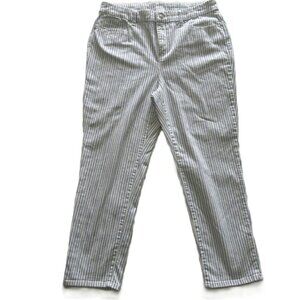 Chicos Ladies Pants sz 2R White Blue Stripes So Slimming Girlfriend Crop